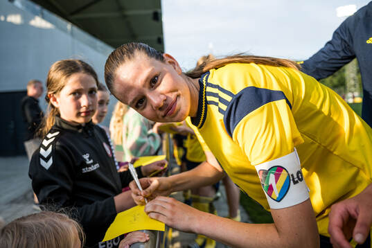 Bella Andersson of Sweden