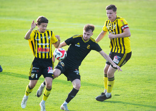 IFK Hässleholms Gustaf Winroth i matchen i div. 2  mellan