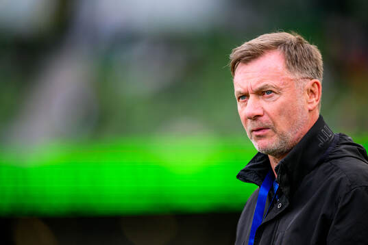Head coach Peter Gerhardsson of Sweden