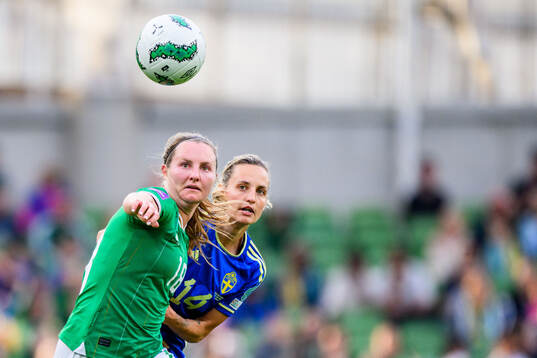 Kyra Carusa of Ireland and Nathalie Björn of Sweden