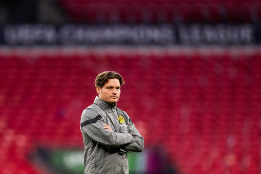Head coach Edin Terzic of Dortmund