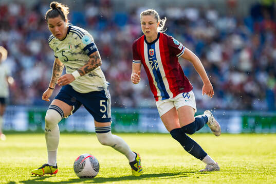 Elena Linari of Italy and Sophie Roman Haug of Norway