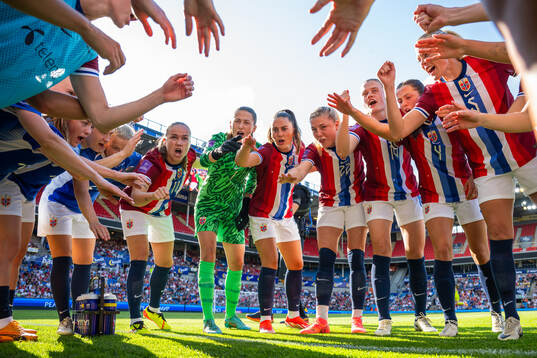 Guro Reiten, goalkeeper Cecilie Fiskerstrand, Vilde Bøe