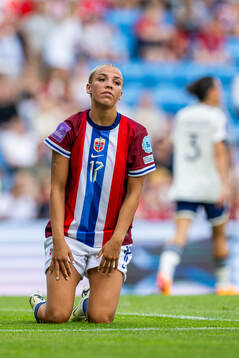 Celin Bizet Ildhusøy of Norway reacts