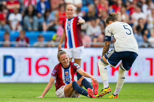 Caroline Graham Hansen of Norway in pain