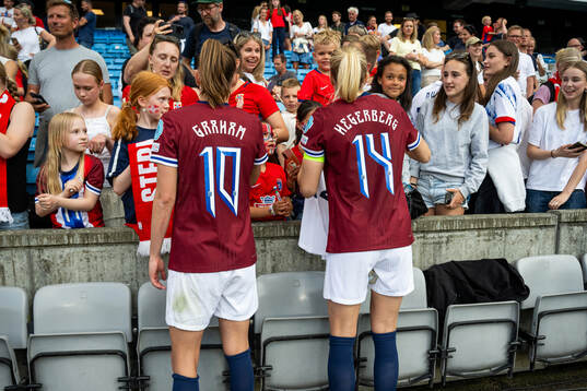 Caroline Graham Hansen and Ada Hegerberg of Norway