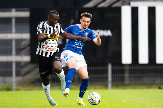 Landskronas Kofi Asare och Trelleborgs Armin Culum