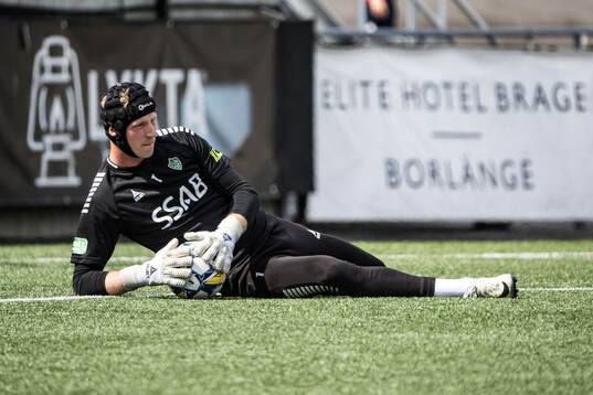 Brages målvakt Viktor Frodig