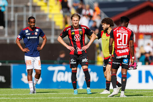 Östersunds Sebastian Karlsson Grach deppar