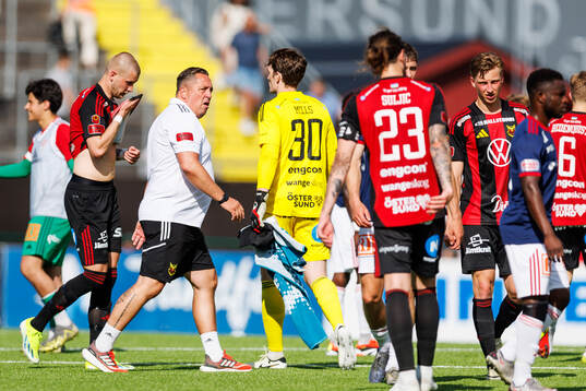 Östersunds huvudtränare Magnus Powell  deppar