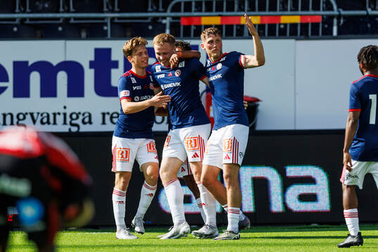 Sandvikens IFs James Joseph Kirby  jublar