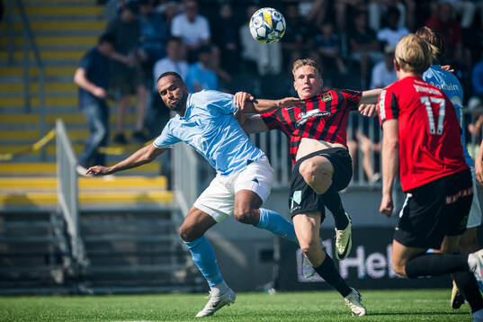Malmö FFs Isaac Kiese Thelin och Brommapojkarnas Torbjörn