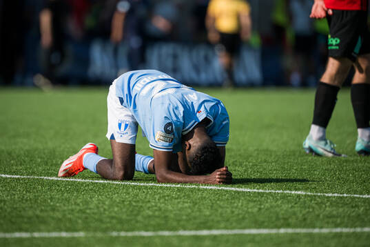 Malmö FFs Taha Ali deppar
