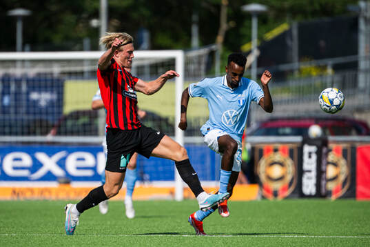 Brommapojkarnas Alexander Jensen och Malmö FFs Taha Ali