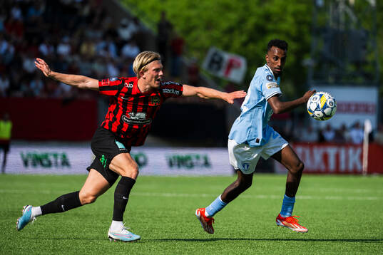 Brommapojkarnas Alexander Jensen och Malmö FFs Taha Ali