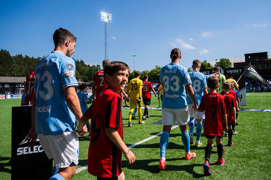 Malmö FFs och Brommapojkarnas spelare