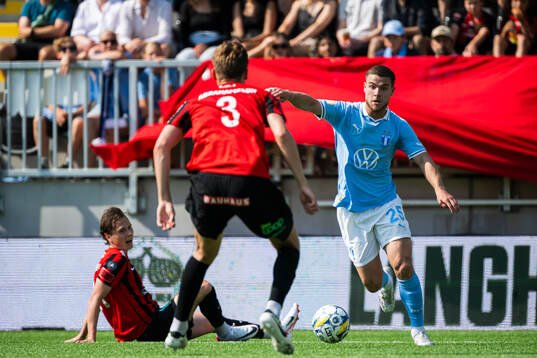 Malmö FFs Gabriel Busanello och Brommapojkarnas Alex