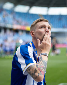 IFK Göteborgs Sebastian Eriksson hyllas av och tackar