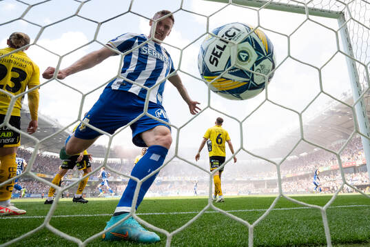 IFK Göteborgs Sebastian Ohlsson jublar