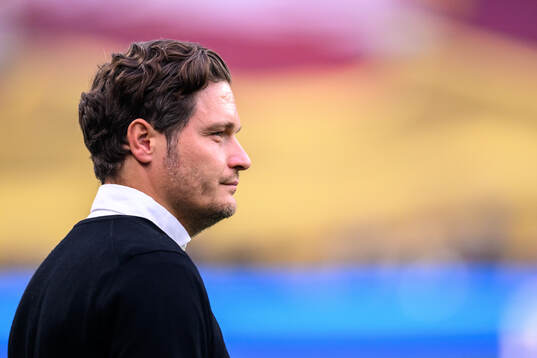 Head coach Edin Terzic of Dortmund