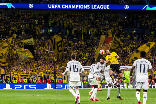 Dani Carvajal of Real Madrid and Niclas Fullkrug of Dortmund