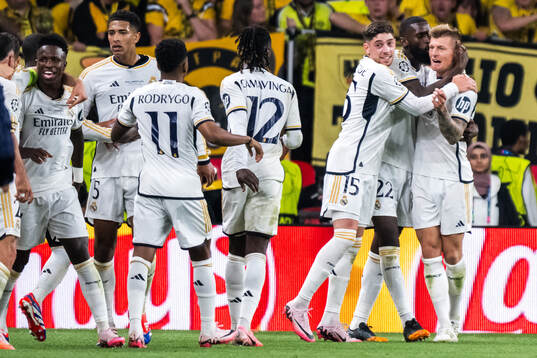 Federico Valverde, Antonio Rudiger and Toni Kroos celebrate