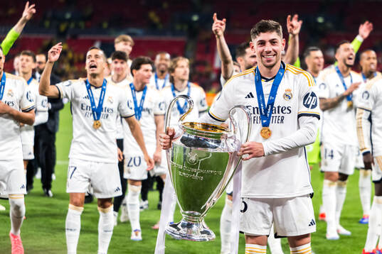 Federico Valverde of Real Madrid celebrates