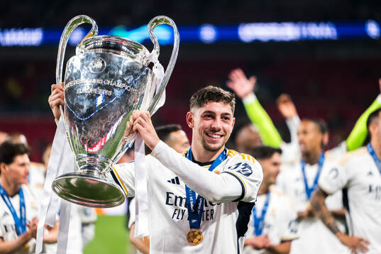 Federico Valverde of Real Madrid celebrates