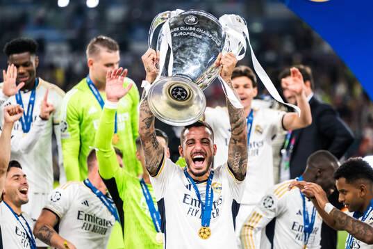 Joselu of Real Madrid celebrates