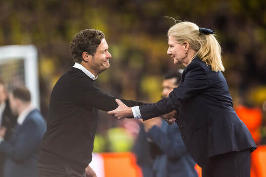 Head coach Edin Terzic of Dortmund