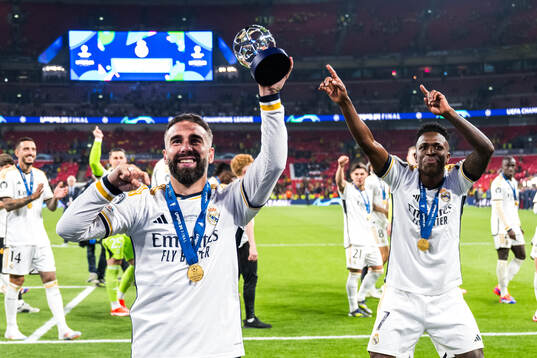 Dani Carvajal and Vinicius Junior of Real Madrid celebrates