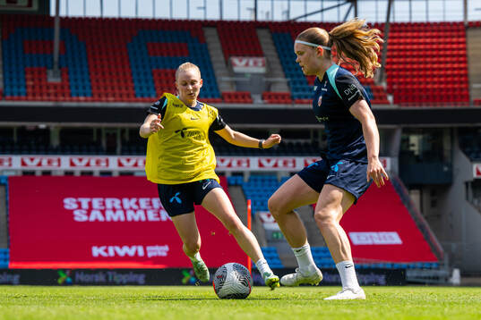 Emilie Marie Joramo and Signe Gaupset of the Norwegian