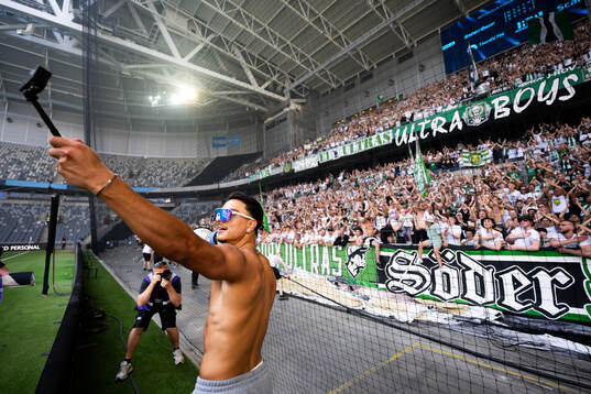 Hammarbys Jusef Erabi jublar