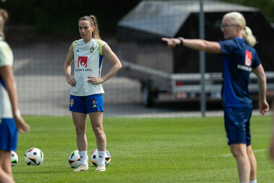 Kosovare Asllani of Sweden