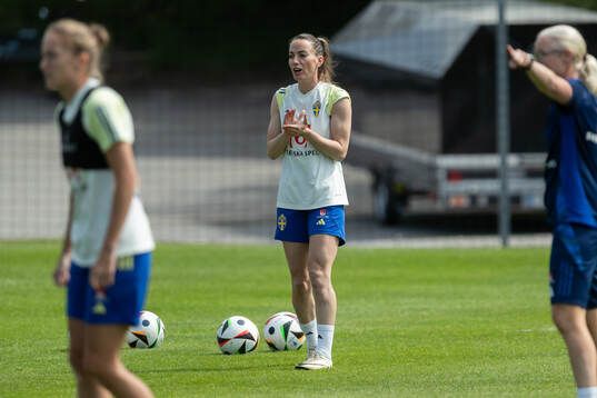 Kosovare Asllani of Sweden