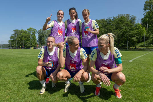 Hanna Lundqvist, goalkeeper Zecira Musovic, Emma Östlund,