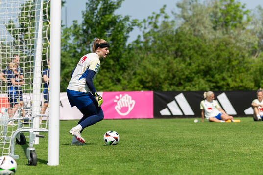Goalkeeper Tove Enblom of Sweden