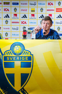 Head coach Jon Dahl Tomasson of the Swedish national