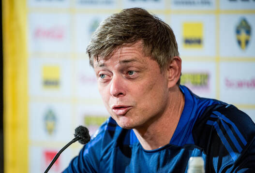 Head coach Jon Dahl Tomasson of the Swedish national