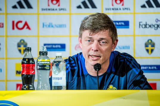 Head coach Jon Dahl Tomasson of the Swedish national