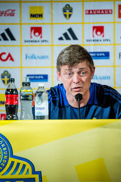 Head coach Jon Dahl Tomasson of the Swedish national