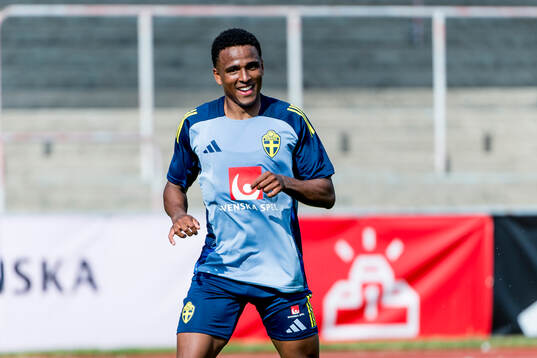 Niclas Eliasson of Sweden