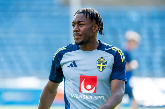 Anthony Elanga of Sweden