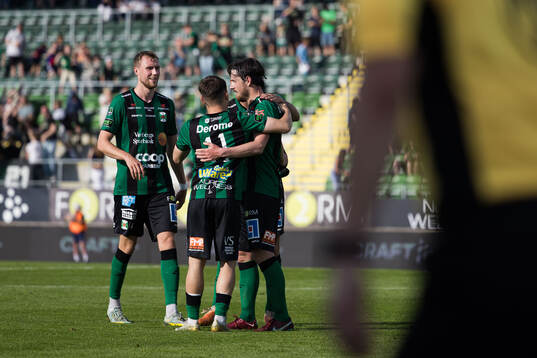Varbergs Robin Tranberg jublar