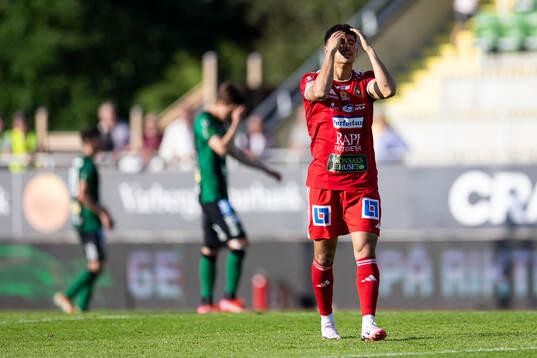 Skövde AIKs Marcus Mikhail deppar