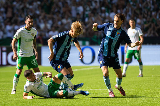 Djurgårdens Theo Bergvall och Albin Ekdal mot Hammarbys