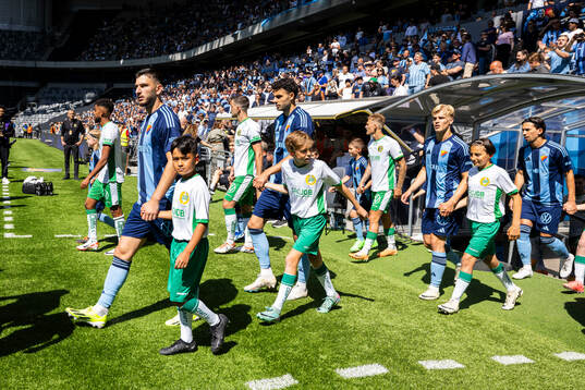 Djurgårdens Besard Sabovic, Deniz Hummet, Lucas Bergvall,
