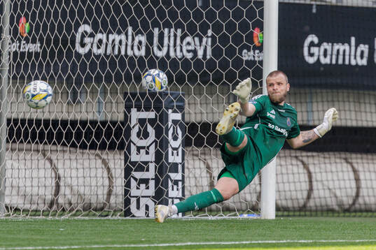 Gefles målvakt Tobias Johansson släpper in 1-0 målet
