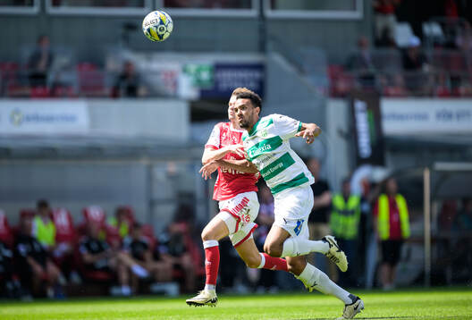 Kalmars Jacob Trenskow och Västerås Alex Douglas