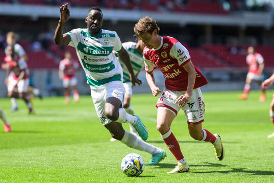 Västerås Frederic Nsabiyumva och Kalmars Jacob Trenskow